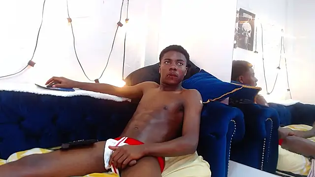 NoahJhonson69 webcam