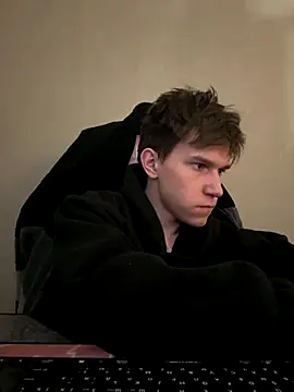 WeaknessMoment webcam