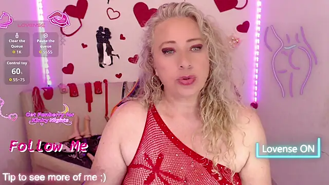 sofiacurvy_45 webcam