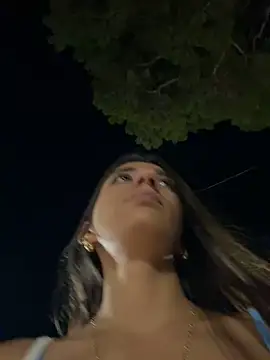 Webcam Model (Carolina_1111) is live