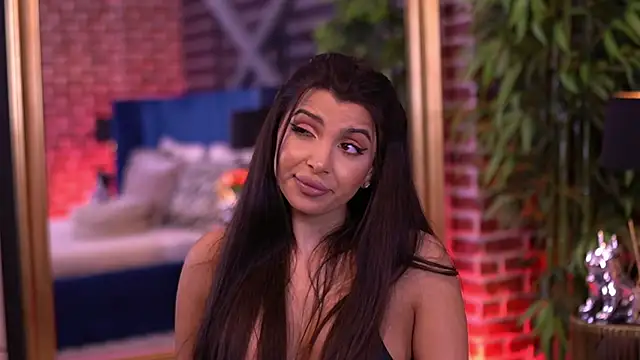 NicoleCellini webcam