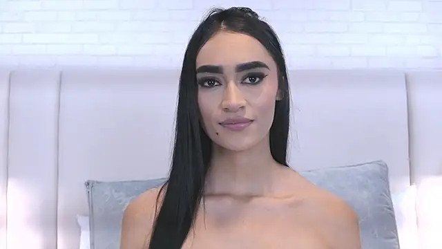 Sophie_DearGB webcam