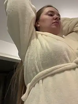 DeniMilkyyyyy webcam