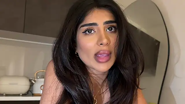 ArabicBarbie webcam