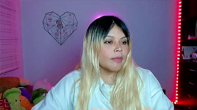 EllieMoonX webcam stripchat model stream image