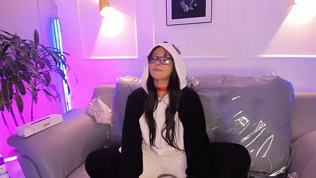 hekate_20 (F teen) - doggy style + spank my ass