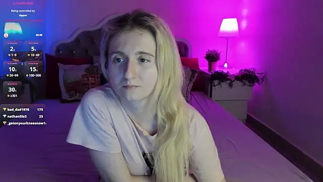 CamillaDreamer webcam