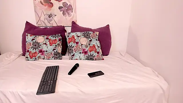 bhritany_brow webcam