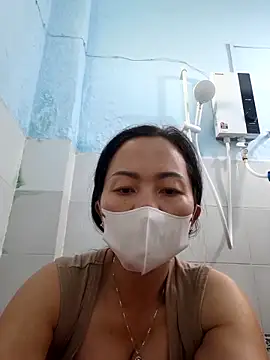 Baby-sexytits18 webcam