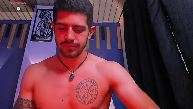 AlejandroStormm webcam