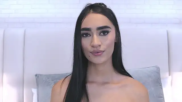 Sophie_DearGB webcam