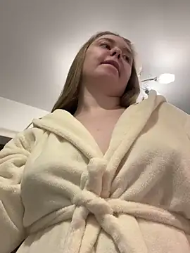 DeniMilkyyyyy webcam