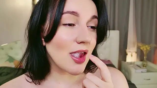 love_me__tonight_ webcam