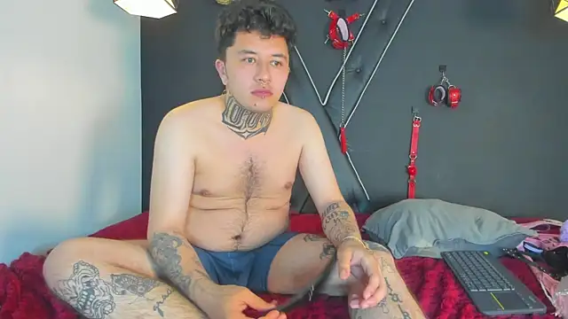 matthew_and_mila webcam