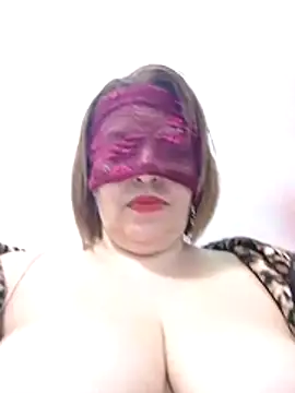 Webcam Model (-Sonbola) is live