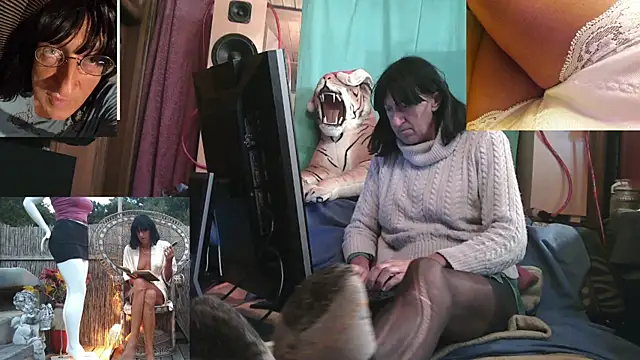 sissidomination (Ask my age) - I show you my cute titties