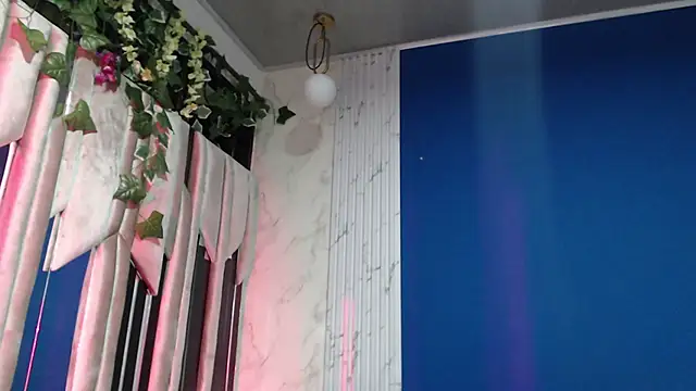 kiraawild - KiraaWild's free webcam - UK Sex Cams