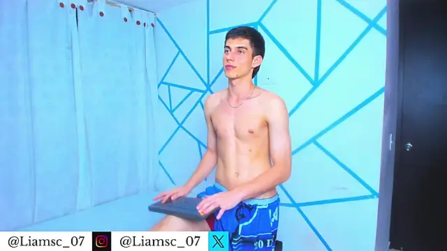 liam_scott77 webcam