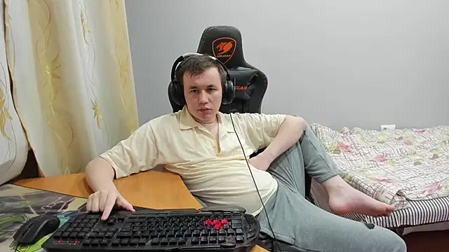 iliaskrislove - Iliaskrislove's free webcam - UK Sex Cams