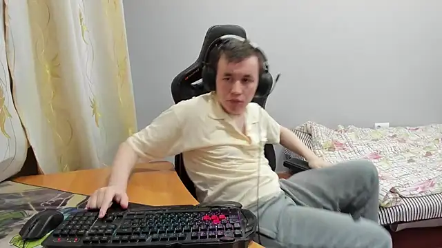 iliaskrislove webcam