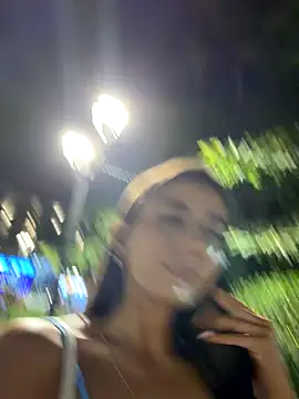 carolina_1111 - Carolina_1111's free webcam - UK Sex Cams