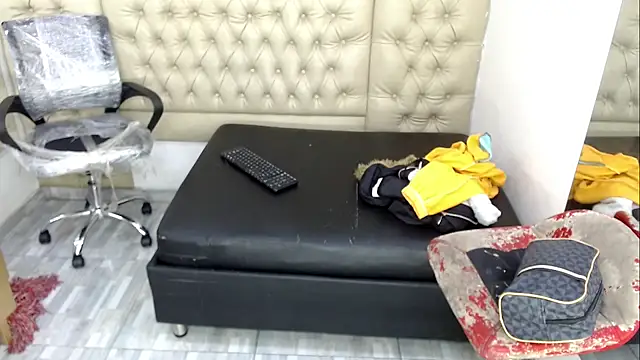 JessicaHott01 webcam