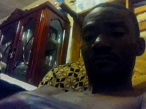 LookingLover34 webcam