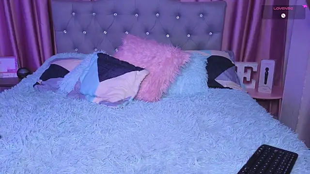 Emiily_Scott1 webcam