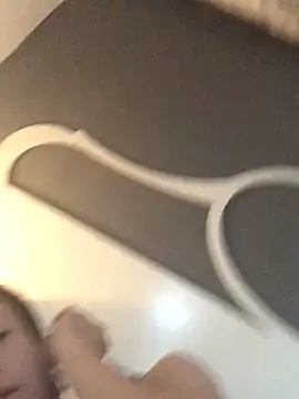 YoungDutchRuby webcam