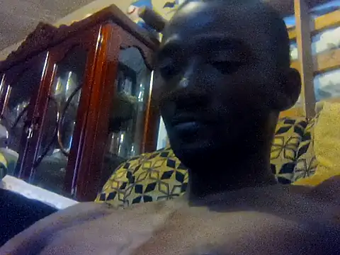 LookingLover34 webcam