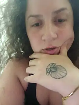 Moranguinha2234 webcam