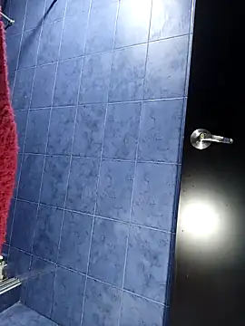 Webcam Model (MiaForever1)  is live.Free join now!