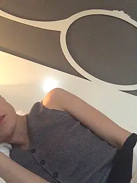 YoungDutchRuby webcam