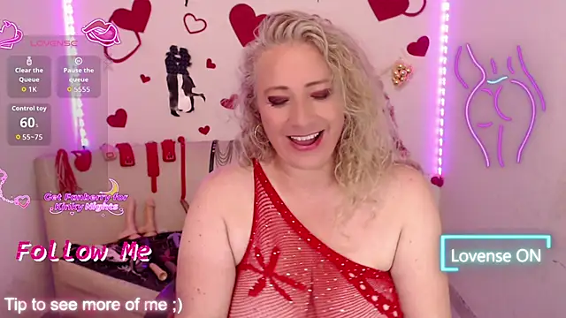 sofiacurvy_45 webcam