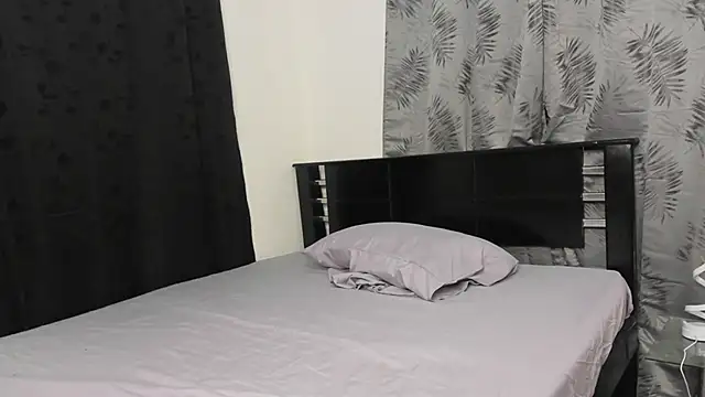 Violeta_Gracee webcam