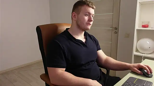 richard_dullas (Ask my age) - RENT :)))