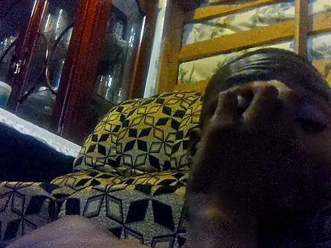 LookingLover34 webcam