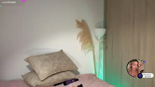 Addison_baker webcam