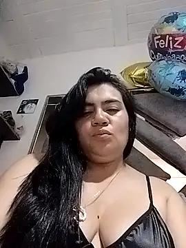 naughty-sharlot webcam