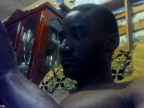 LookingLover34 webcam