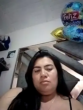 naughty-sharlot webcam