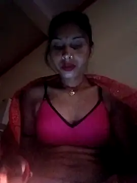 Veshali_Love143 webcam