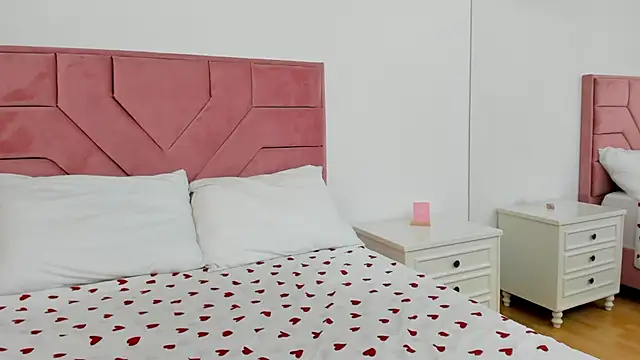 JulietteRoberts webcam