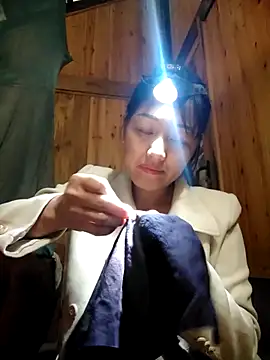 jelly-squirt (F young) - I am a poor girl. Please help me.