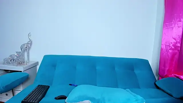 Victoria_Jonness webcam