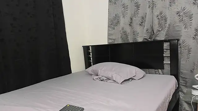 Violeta_Gracee webcam