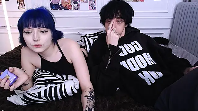 midnight_memories webcam