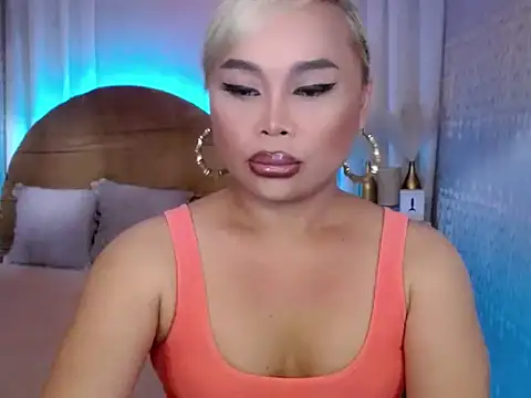 Madameblonde webcam