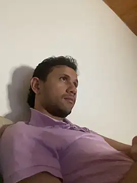 Michaell_Spinelly webcam