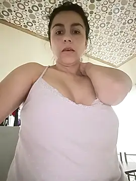 Webcam Model (vanessa-titisM)  is live.Free join now!